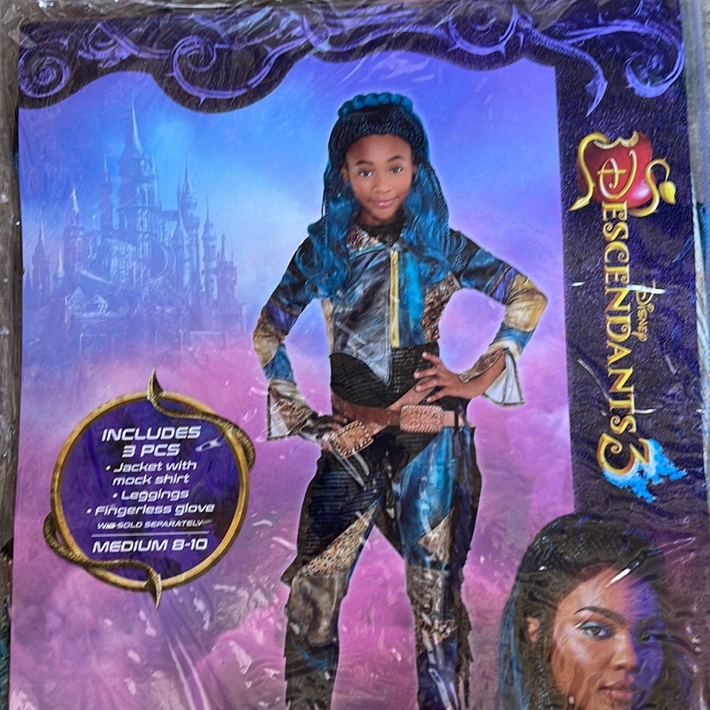 Descendants 3: Children’s UMA Costume New! Blowout Price!